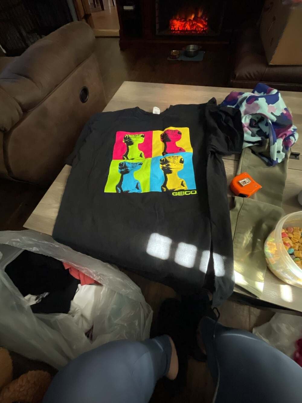 Gildan Geico Gecko Andy Warhol Pop Art T-Shirt XL Black